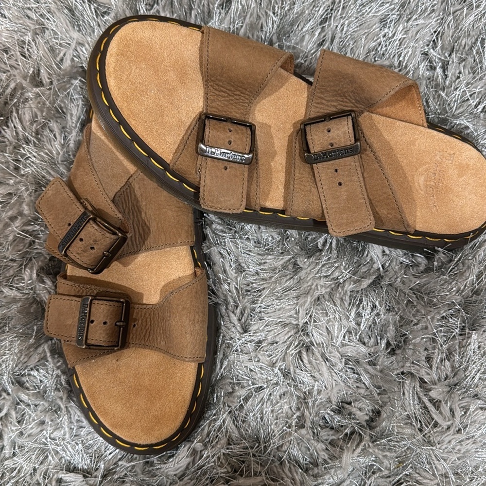 NWOT Dr. Martens Josef Sandals - Picture 2 of 9